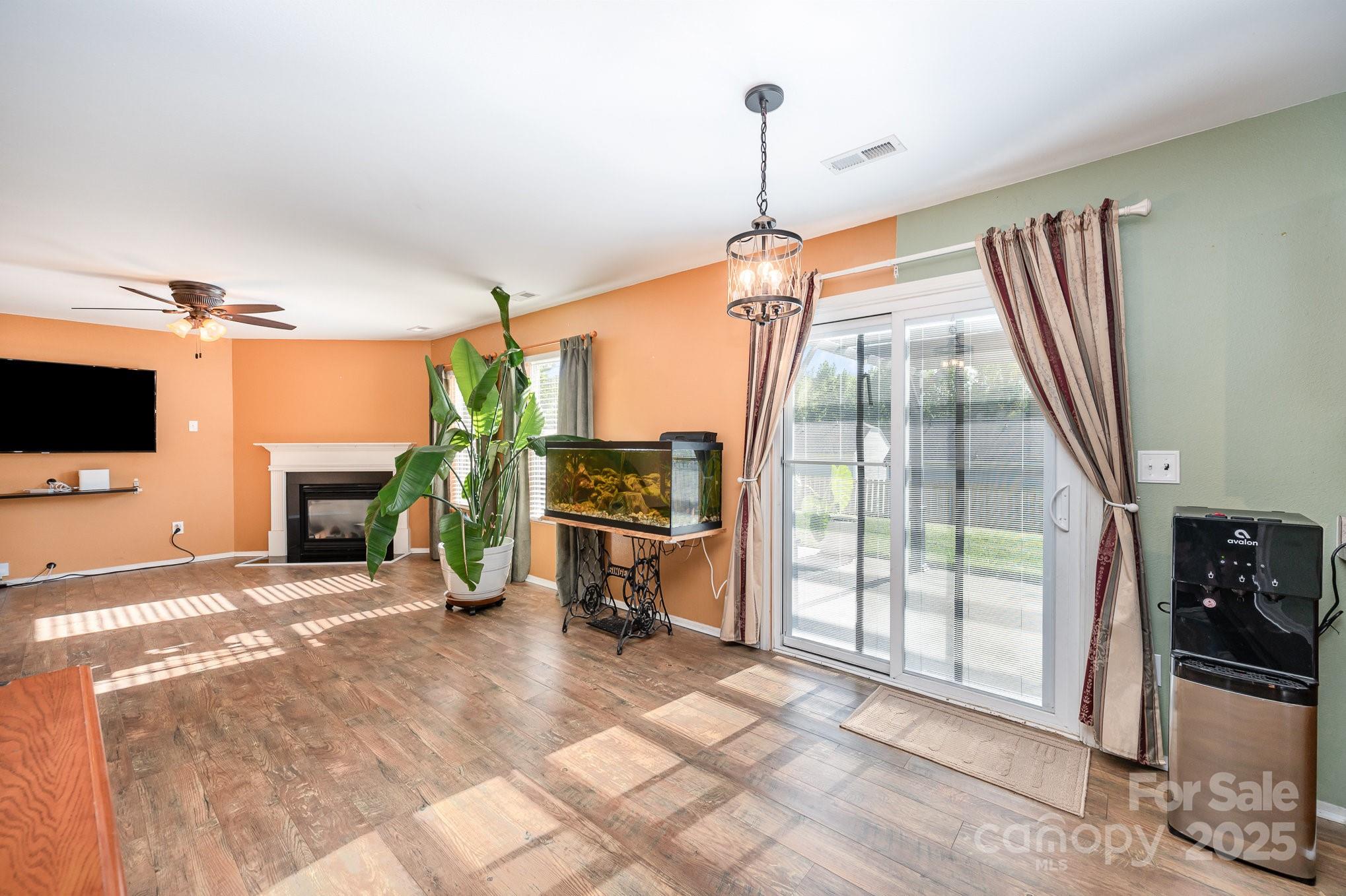 9822 Bayview Parkway Property Photo 10