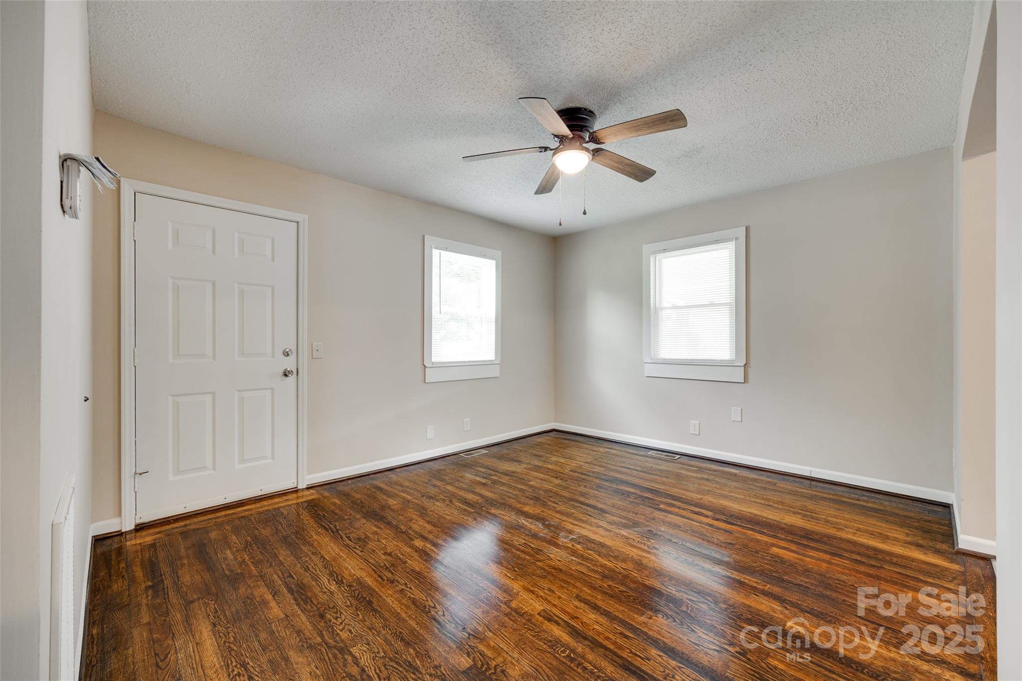 814 Grace Street Property Photo 11