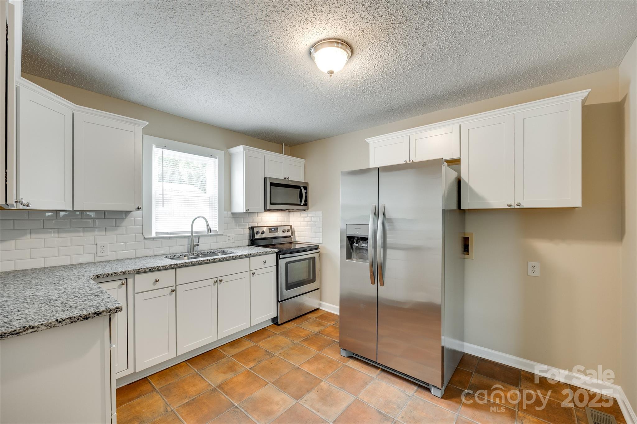 814 Grace Street Property Photo 13