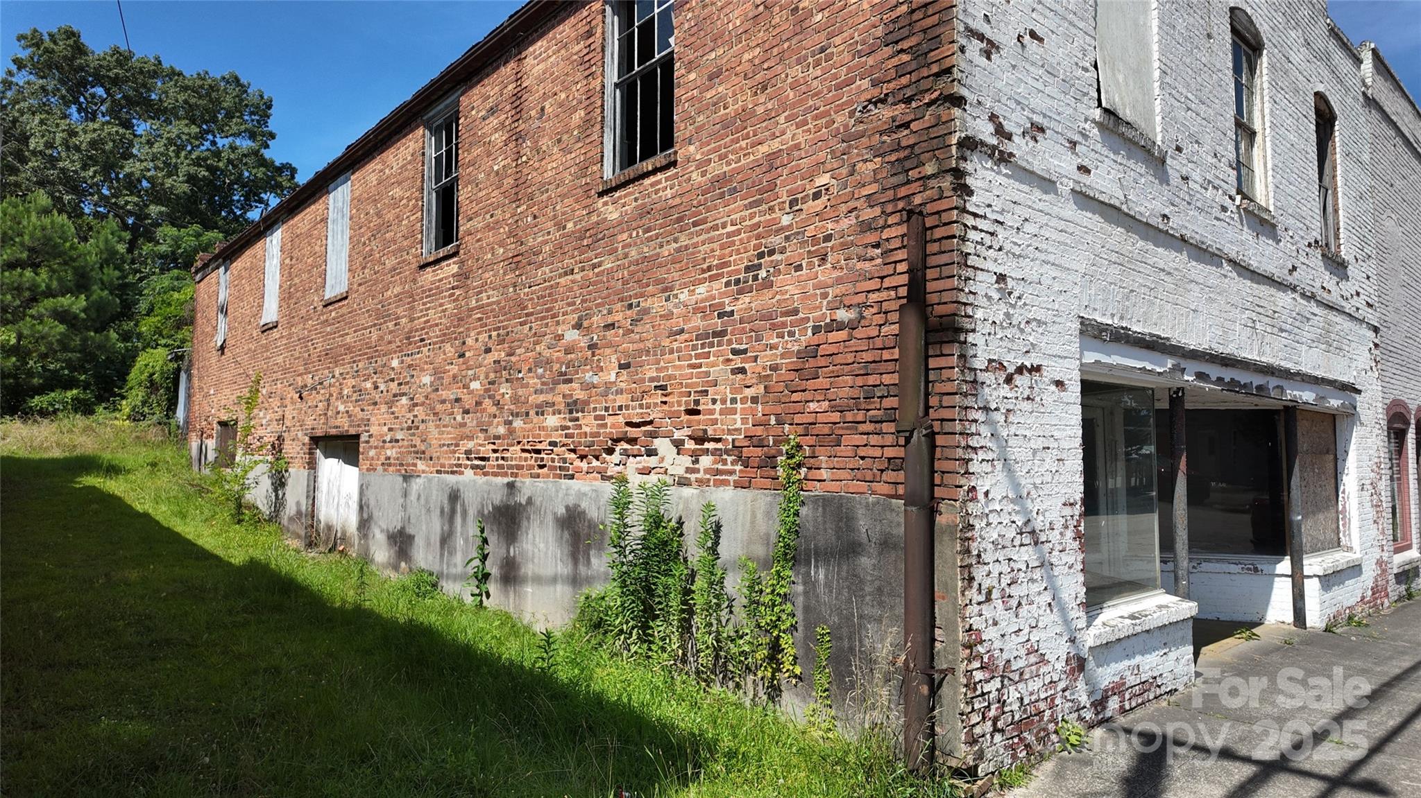 314 Dearborn Street Property Photo 7