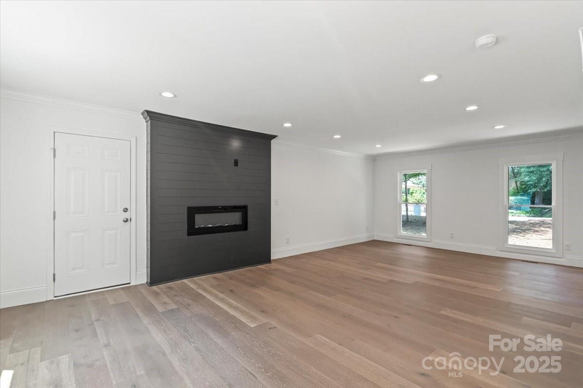 9830 Spring Harvest Drive Property Photo 4