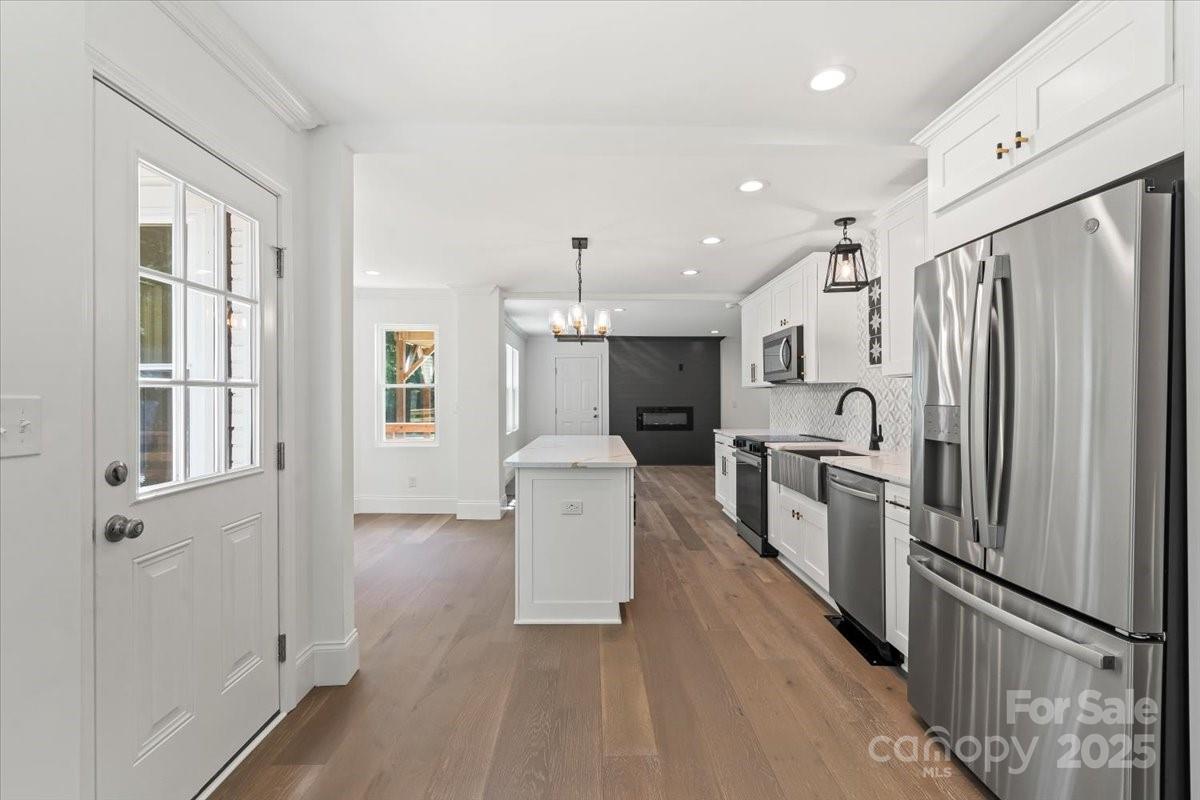 9830 Spring Harvest Drive Property Photo 10