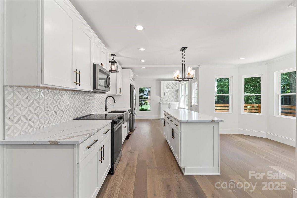 9830 Spring Harvest Drive Property Photo 11