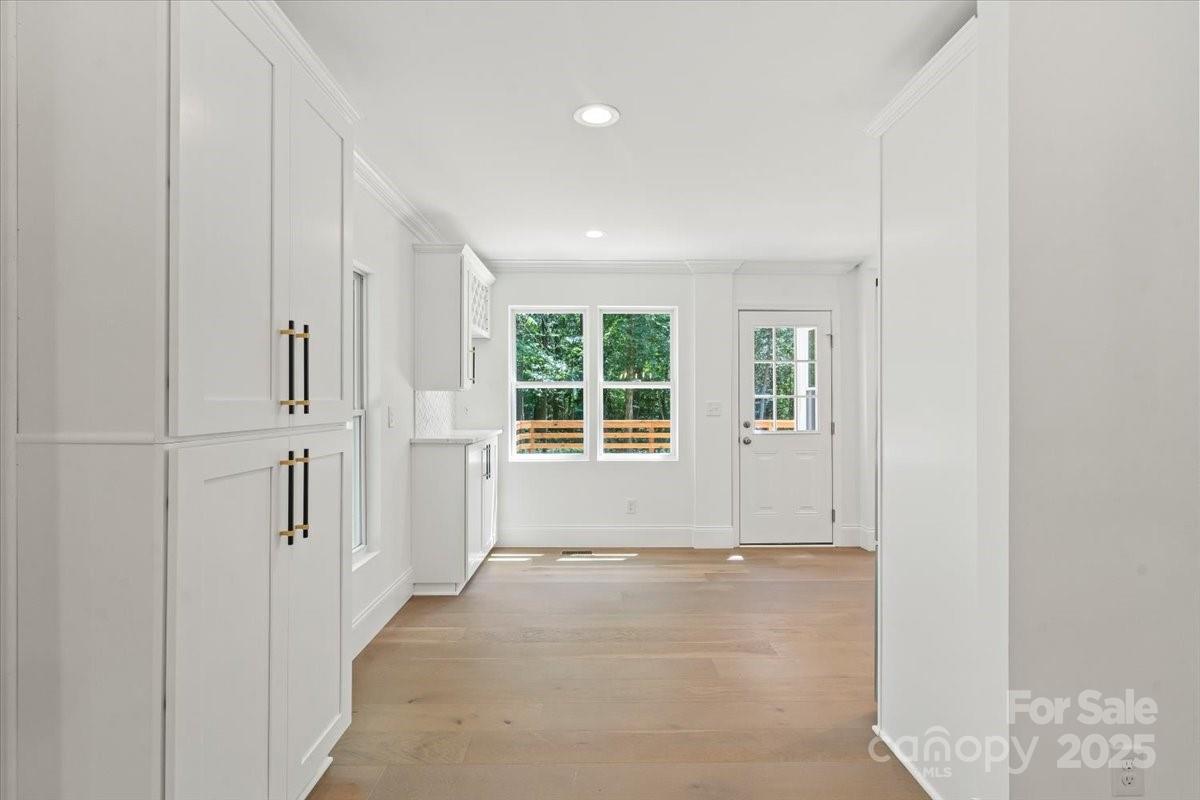 9830 Spring Harvest Drive Property Photo 14