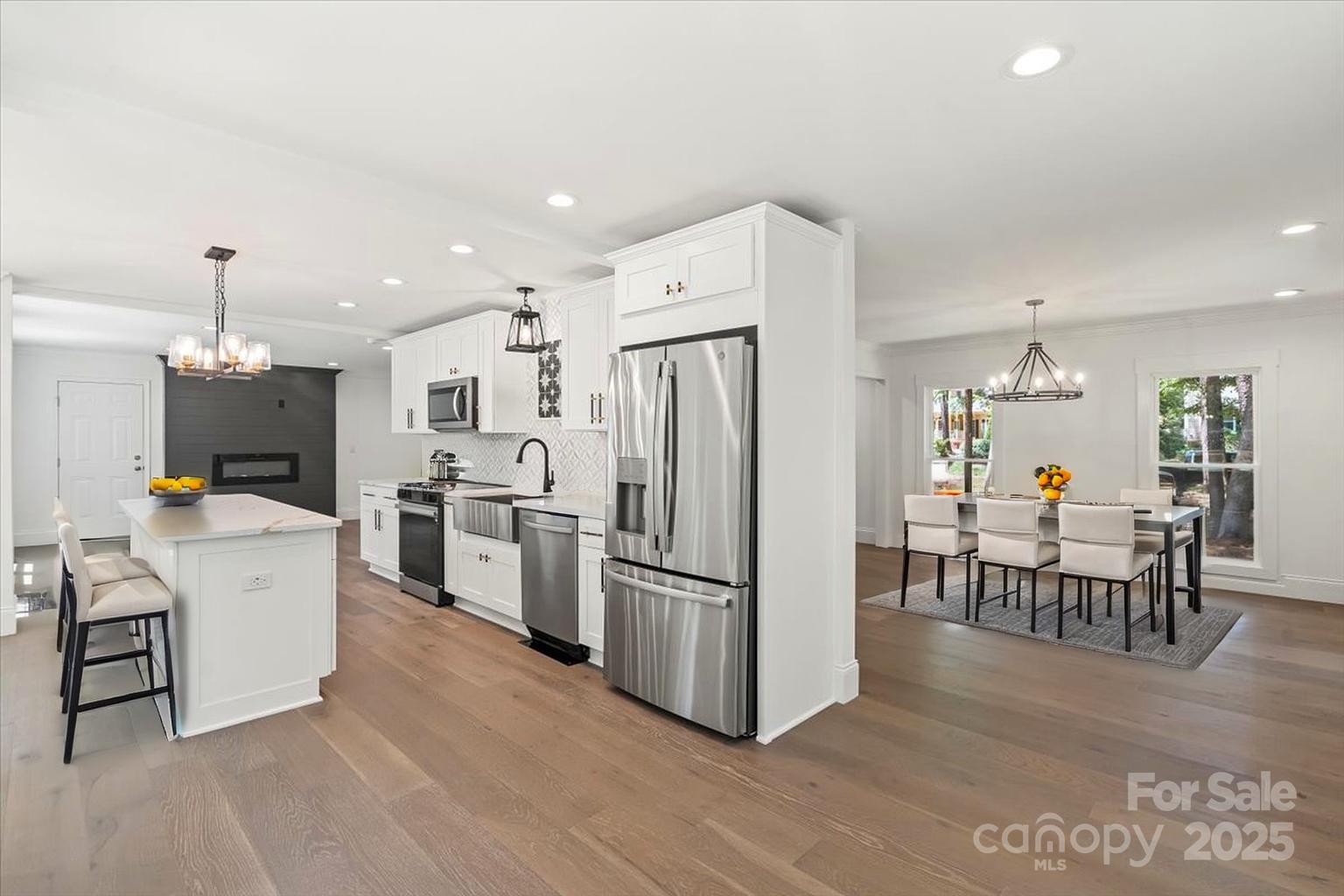 9830 Spring Harvest Drive Property Photo 15