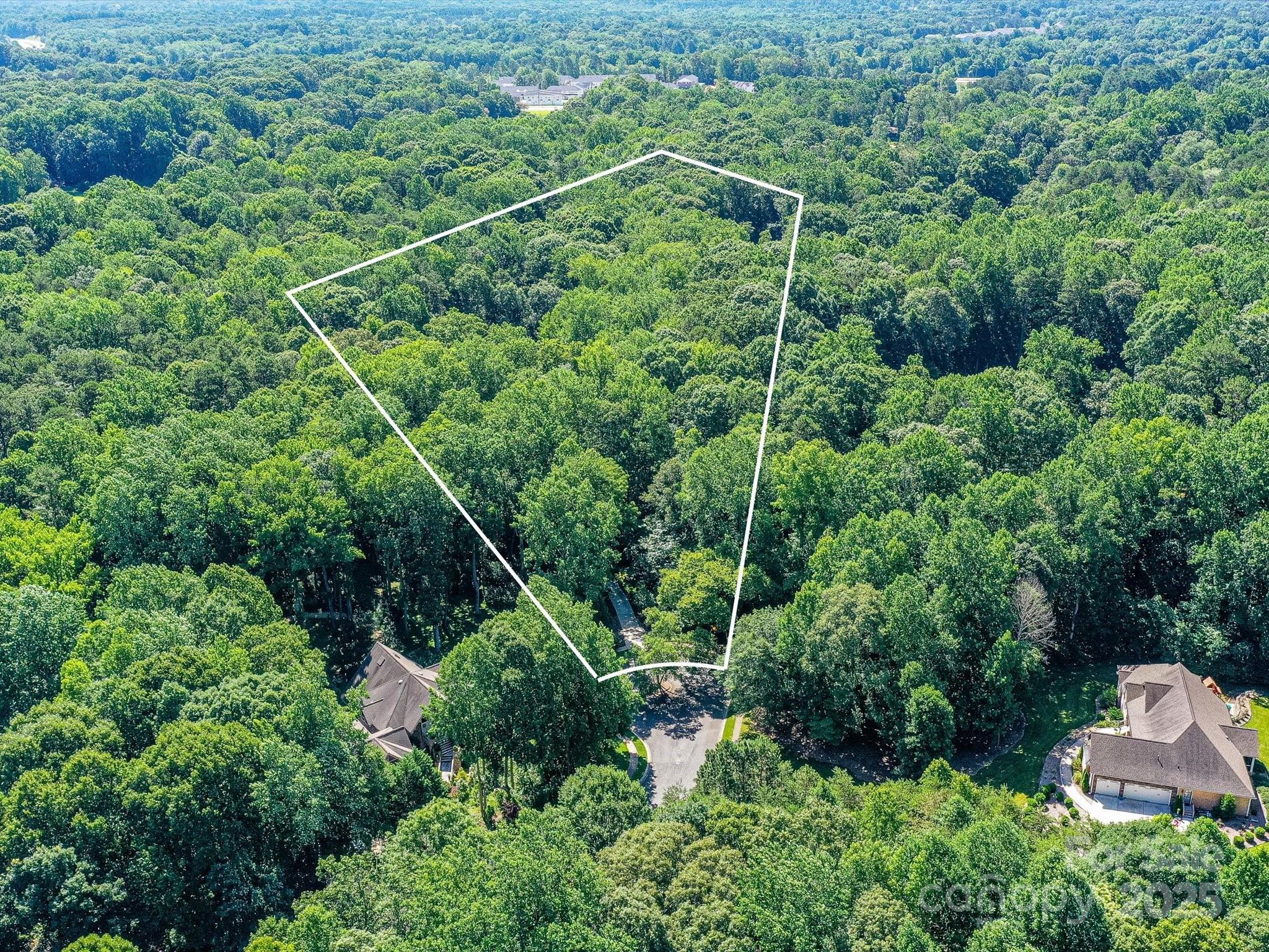 5955 Mountain Point Lane Property Photo 7