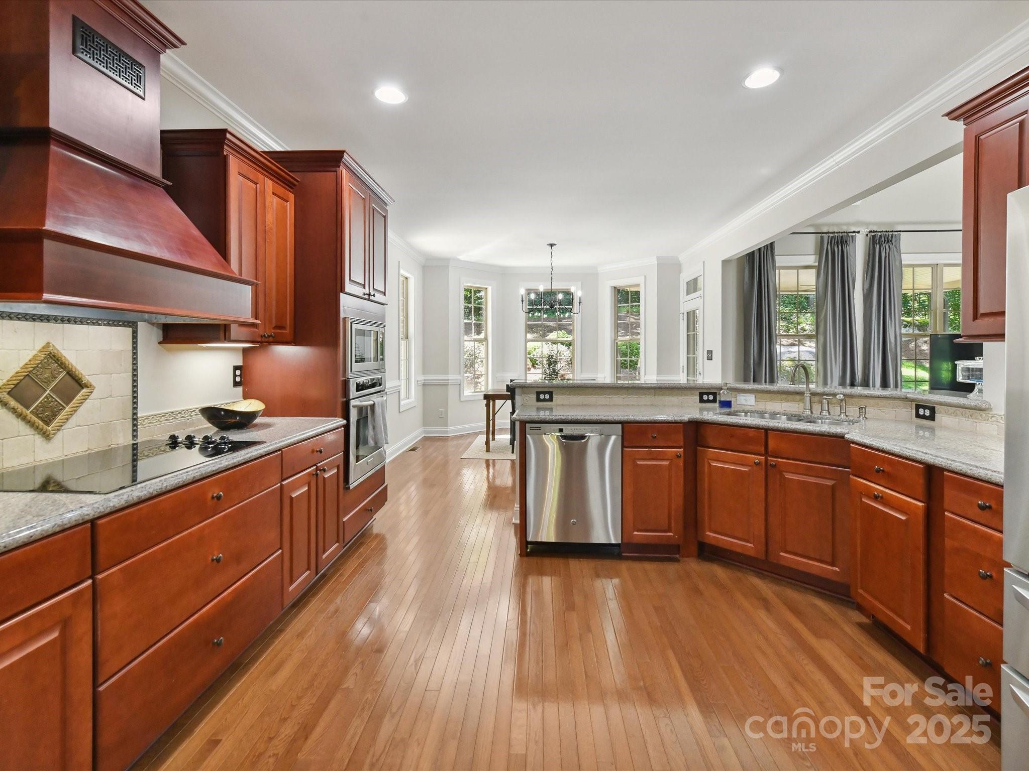 5955 Mountain Point Lane Property Photo 13