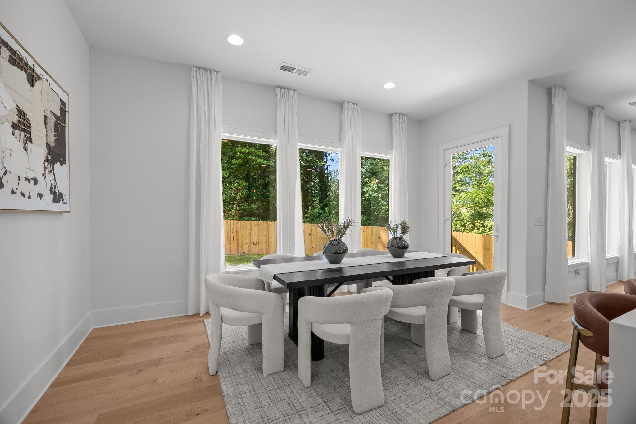 3953 Plainview Road Property Photo 24