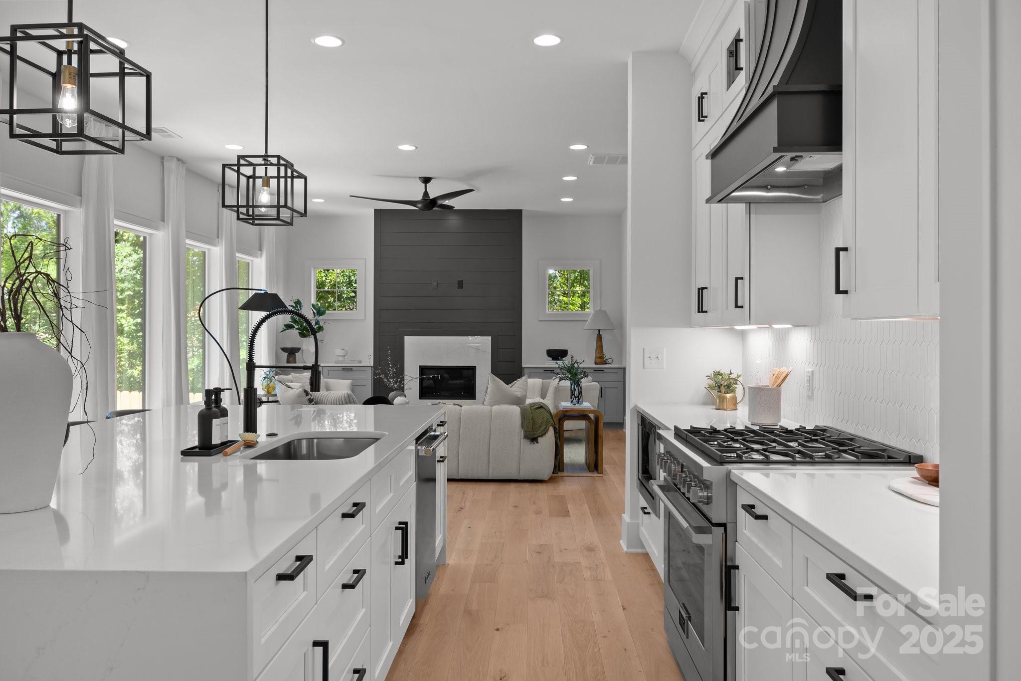 3953 Plainview Road Property Photo 30