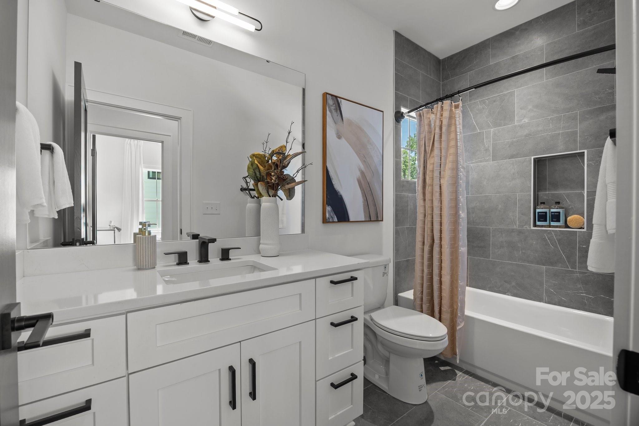 3953 Plainview Road Property Photo 37