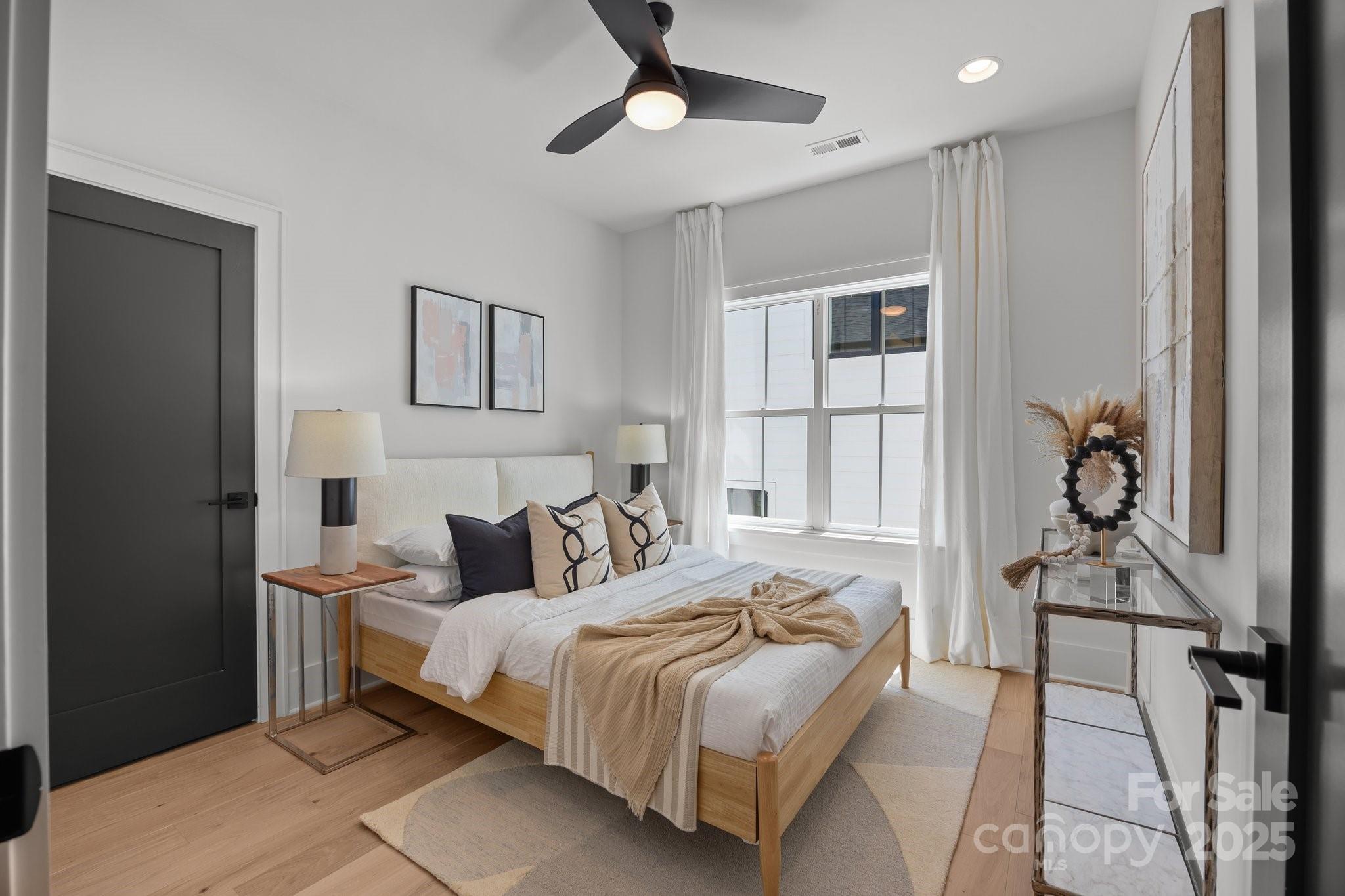 3953 Plainview Road Property Photo 38