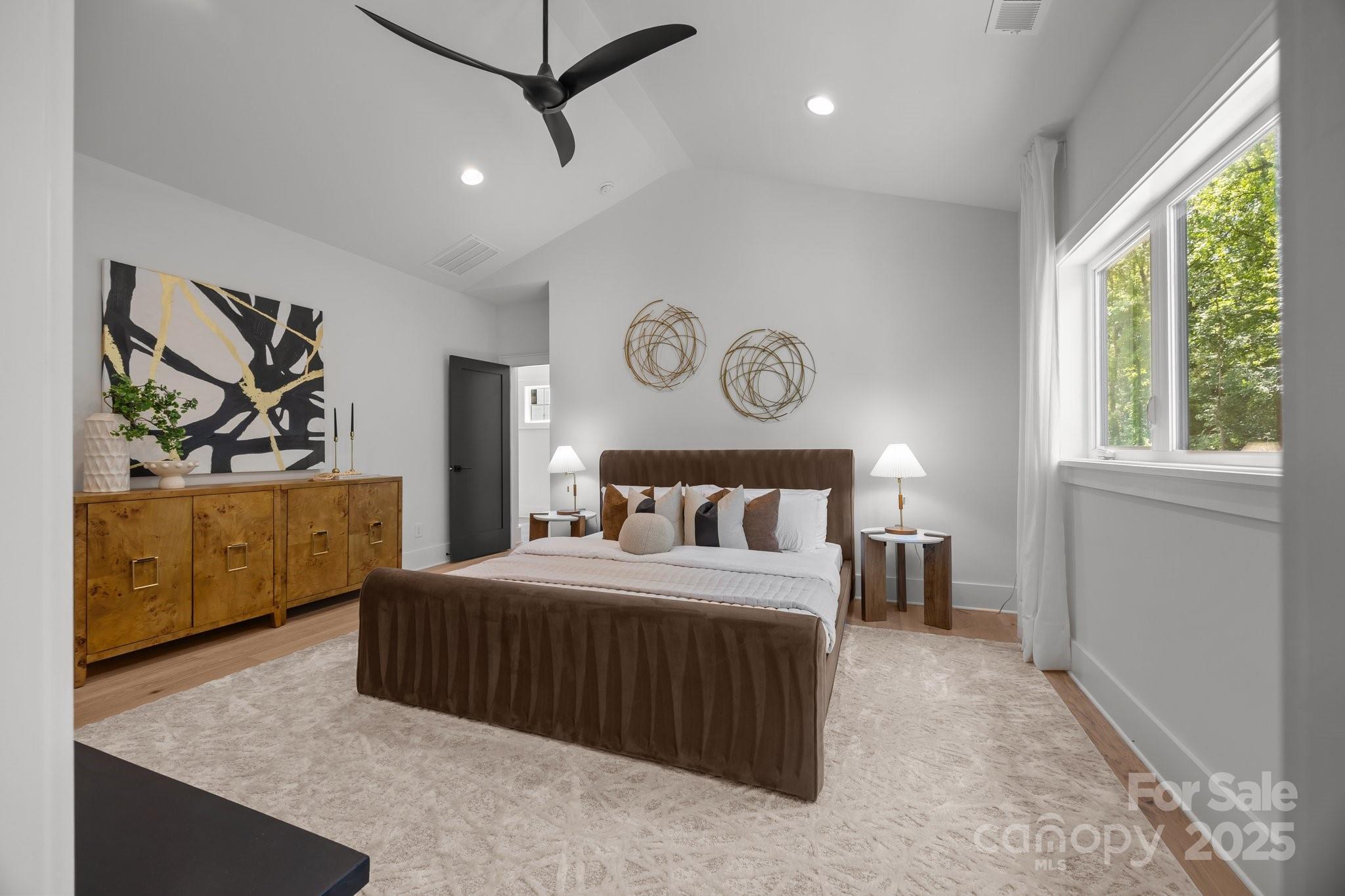 3953 Plainview Road Property Photo 41