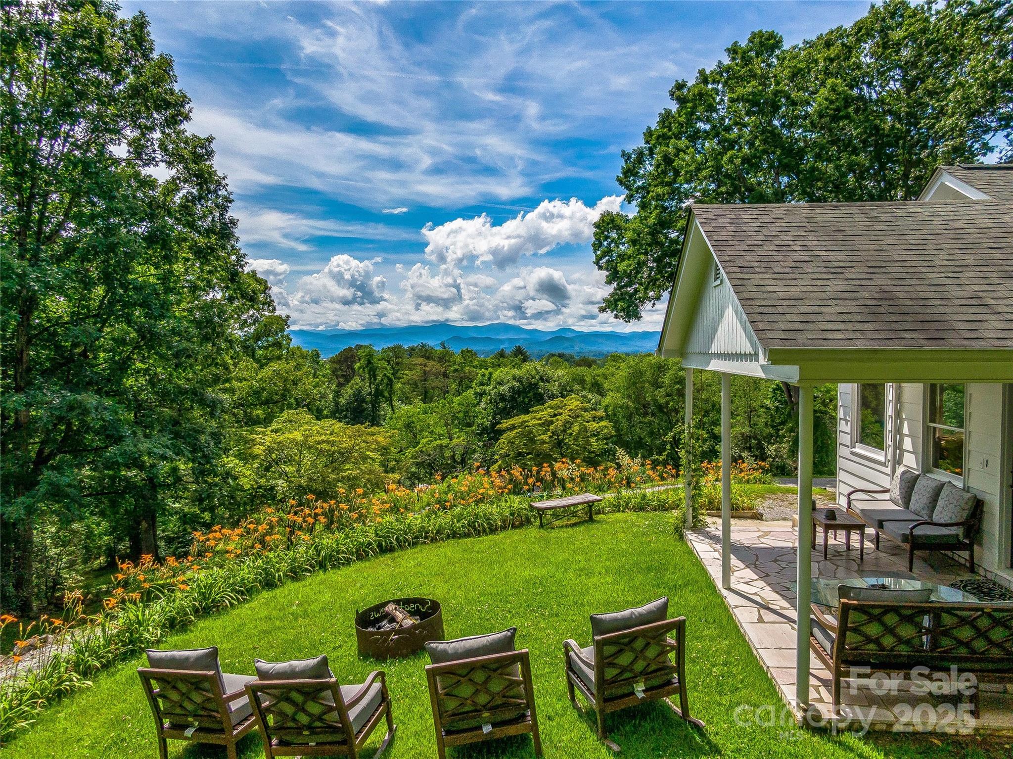 170 Twin Springs Road Property Photo 5