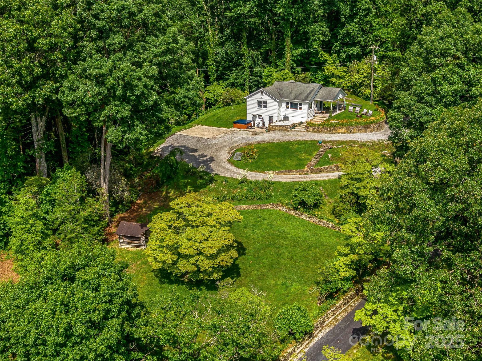 170 Twin Springs Road Property Photo 9