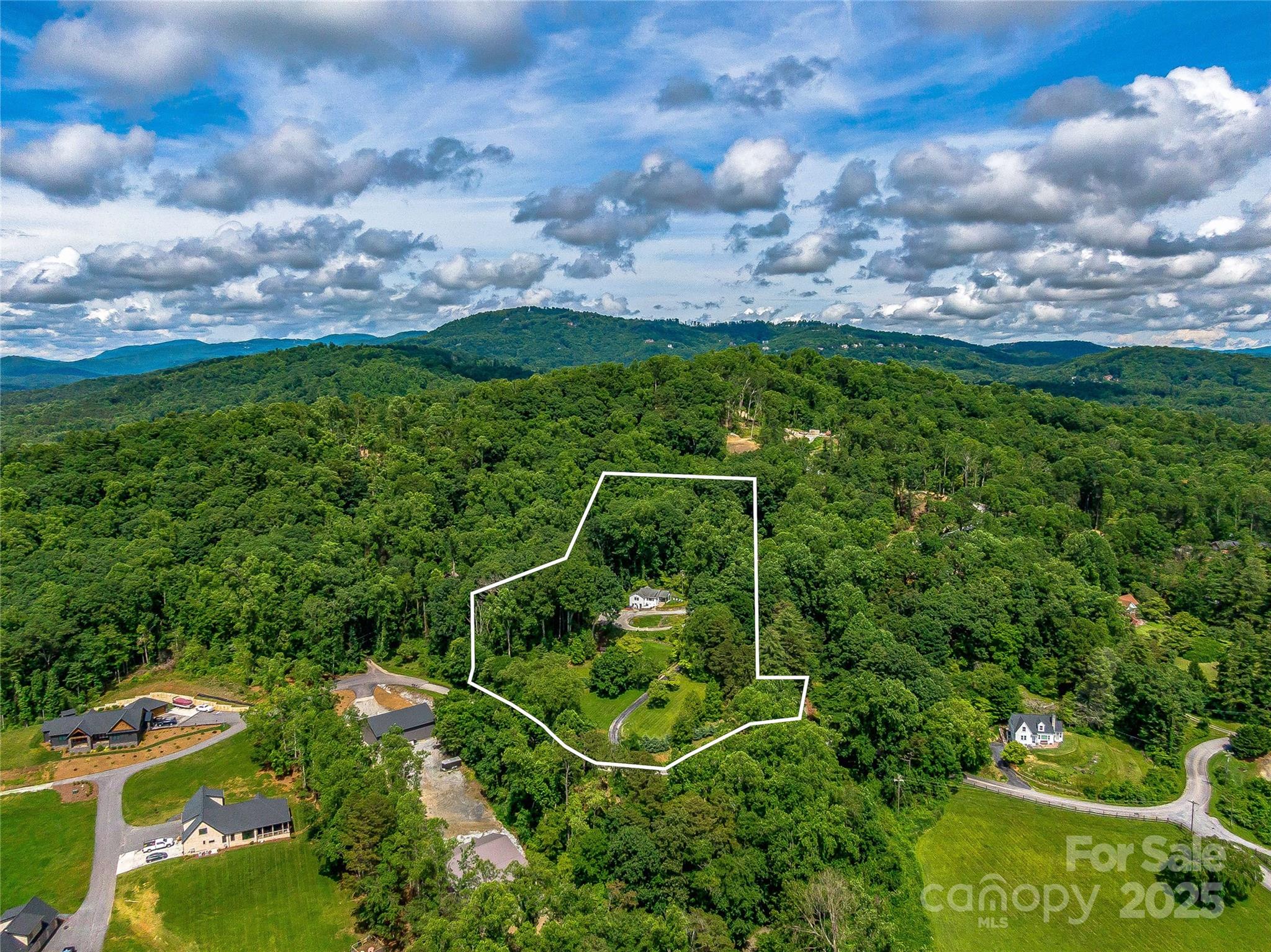 170 Twin Springs Road Property Photo 10