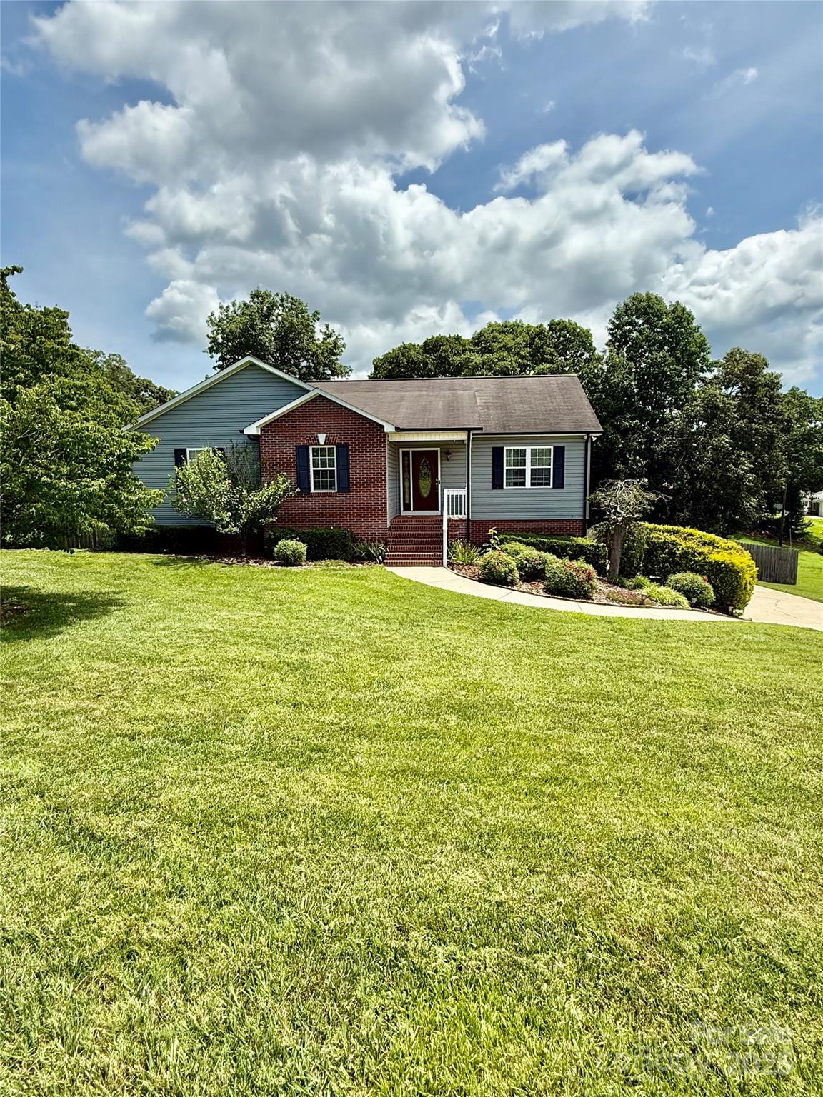 4351 Grover Place Property Photo 1