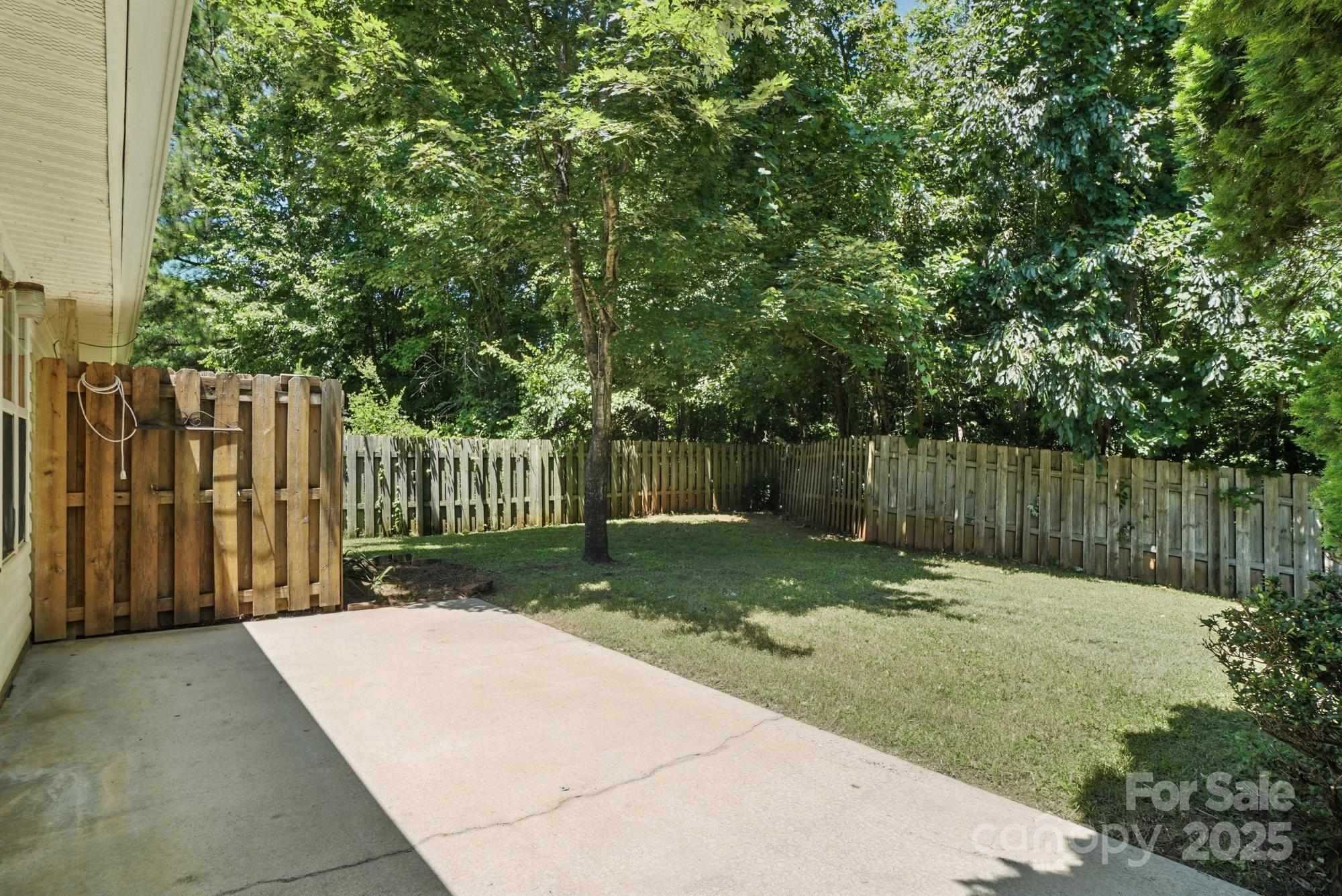 14658 Laura Michelle Road Property Photo 13