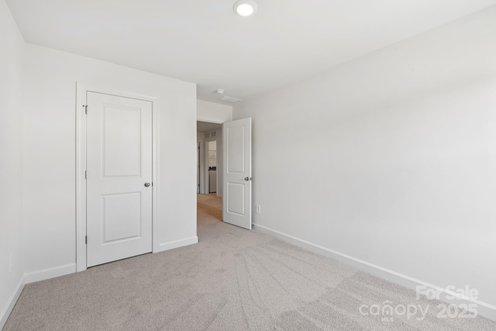 214 Tiger Lily Drive Property Photo 10