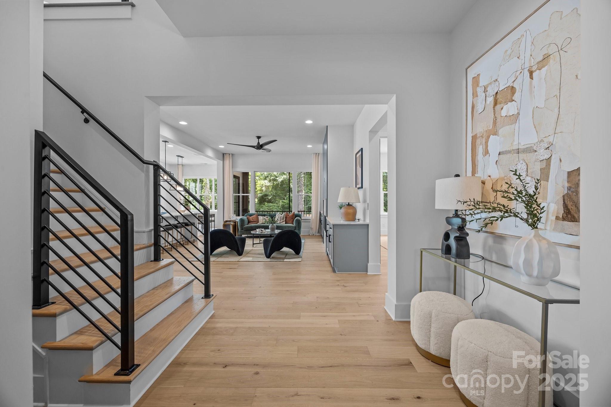 3949 Plainview Road Property Photo 10