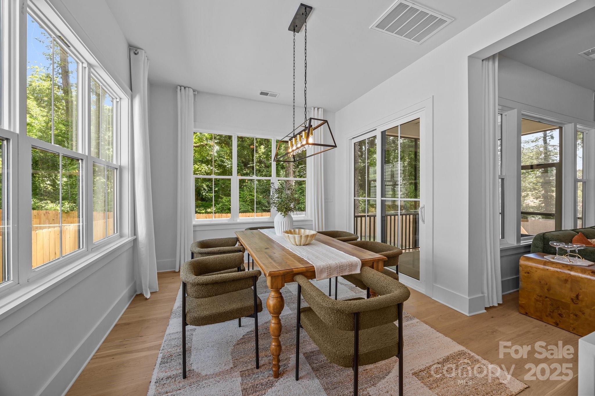 3949 Plainview Road Property Photo 30