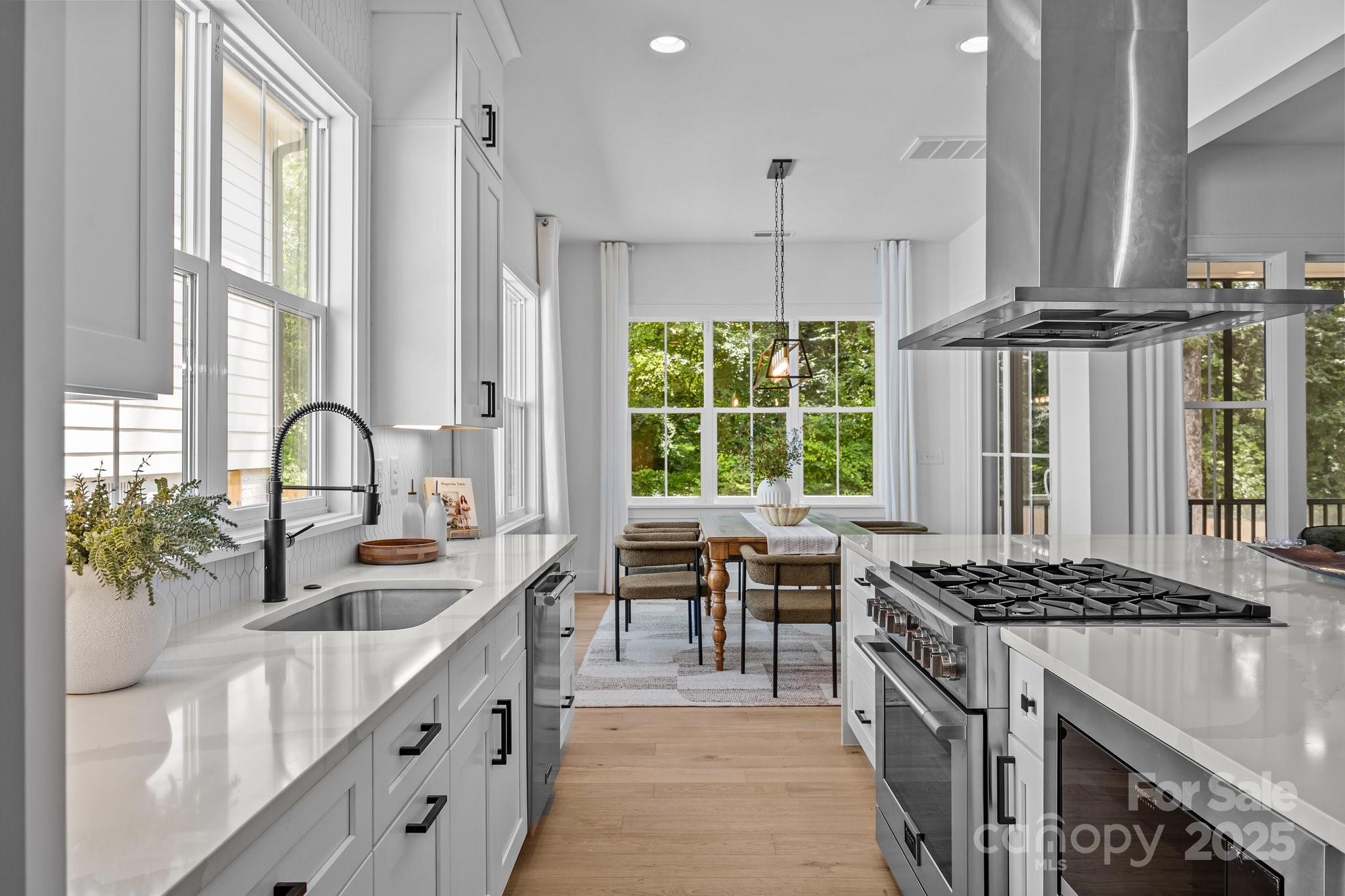 3949 Plainview Road Property Photo 35