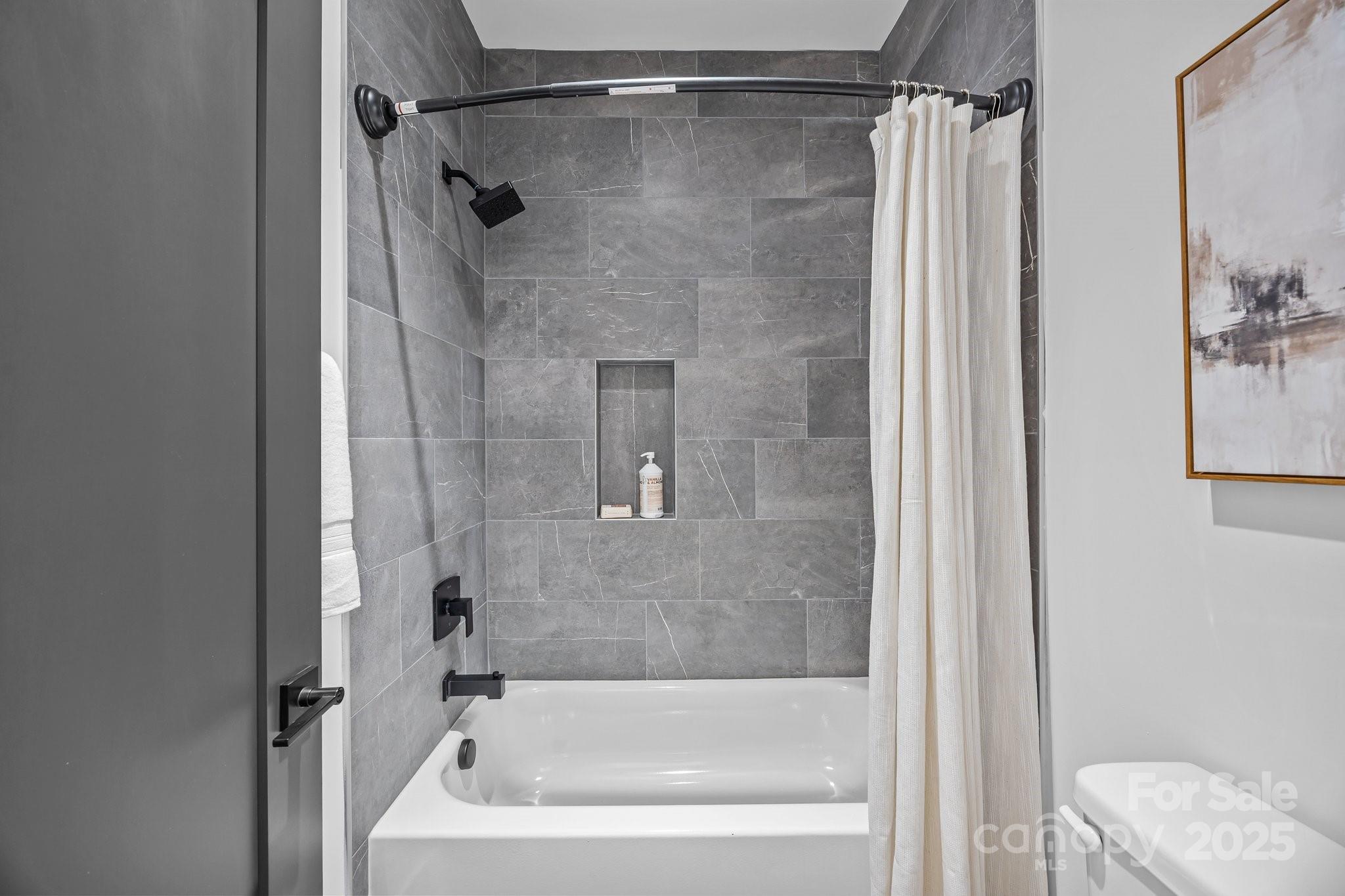 3949 Plainview Road Property Photo 40