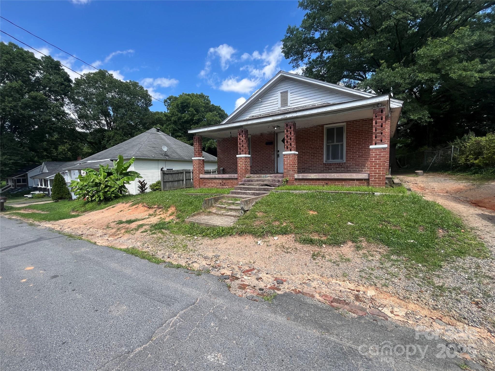 119 Hemlock Avenue Property Photo 1