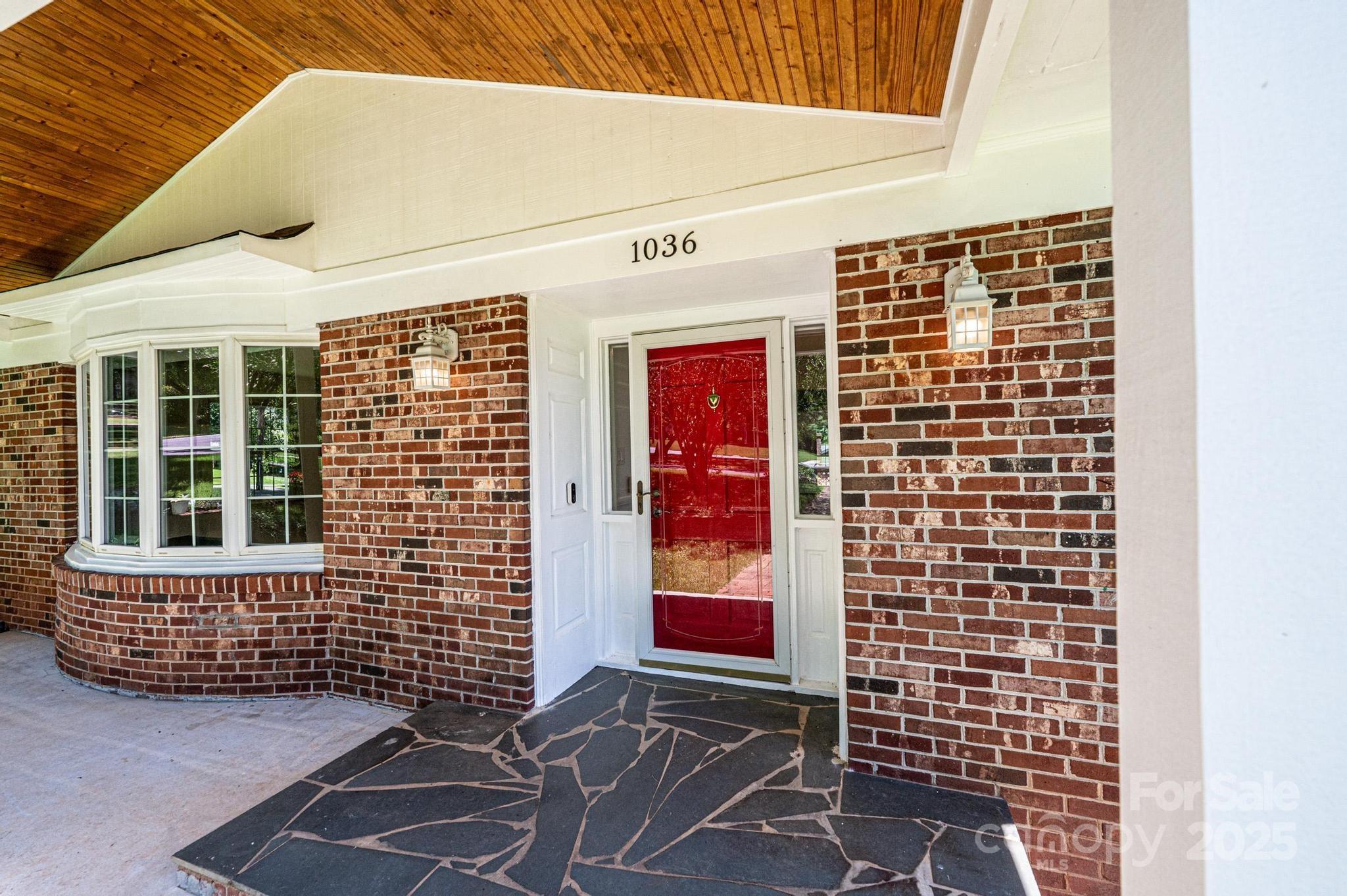 1036 11th Street Circle Drive Property Photo 1