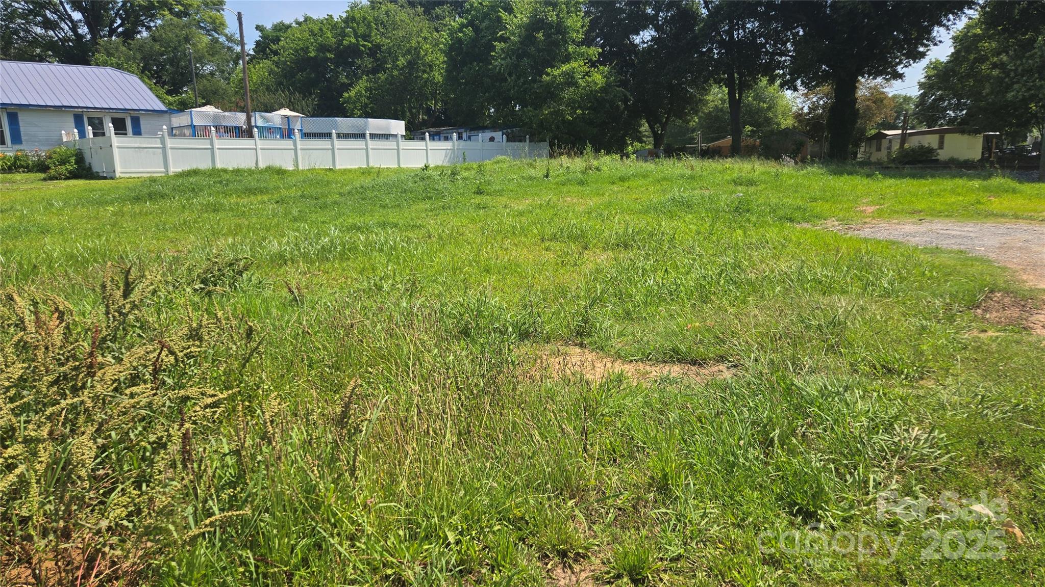 3418 York Highway Property Photo 2