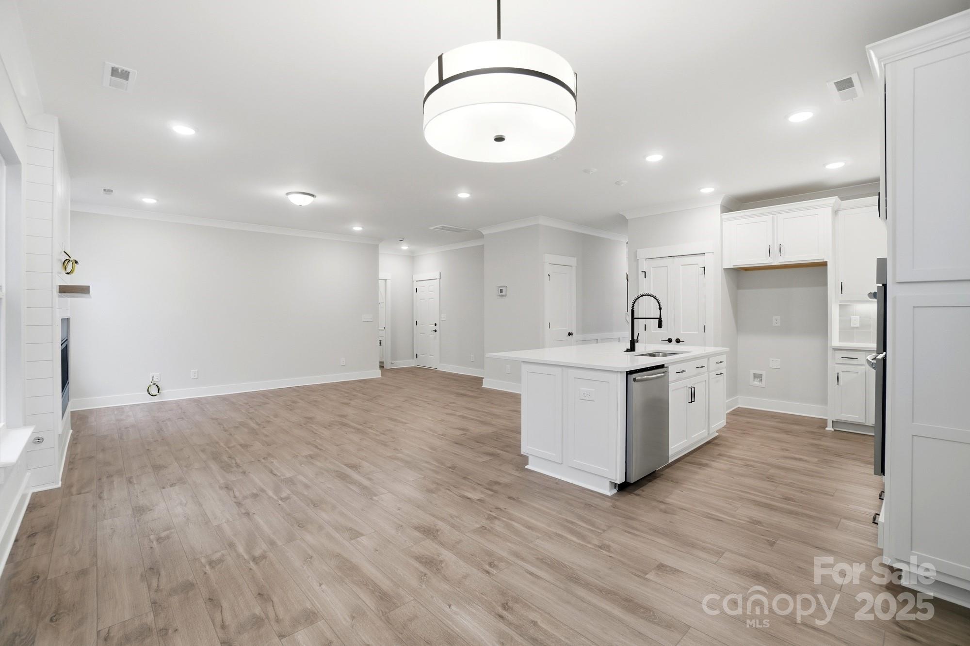 111 Longwood Road 59 Property Photo 14