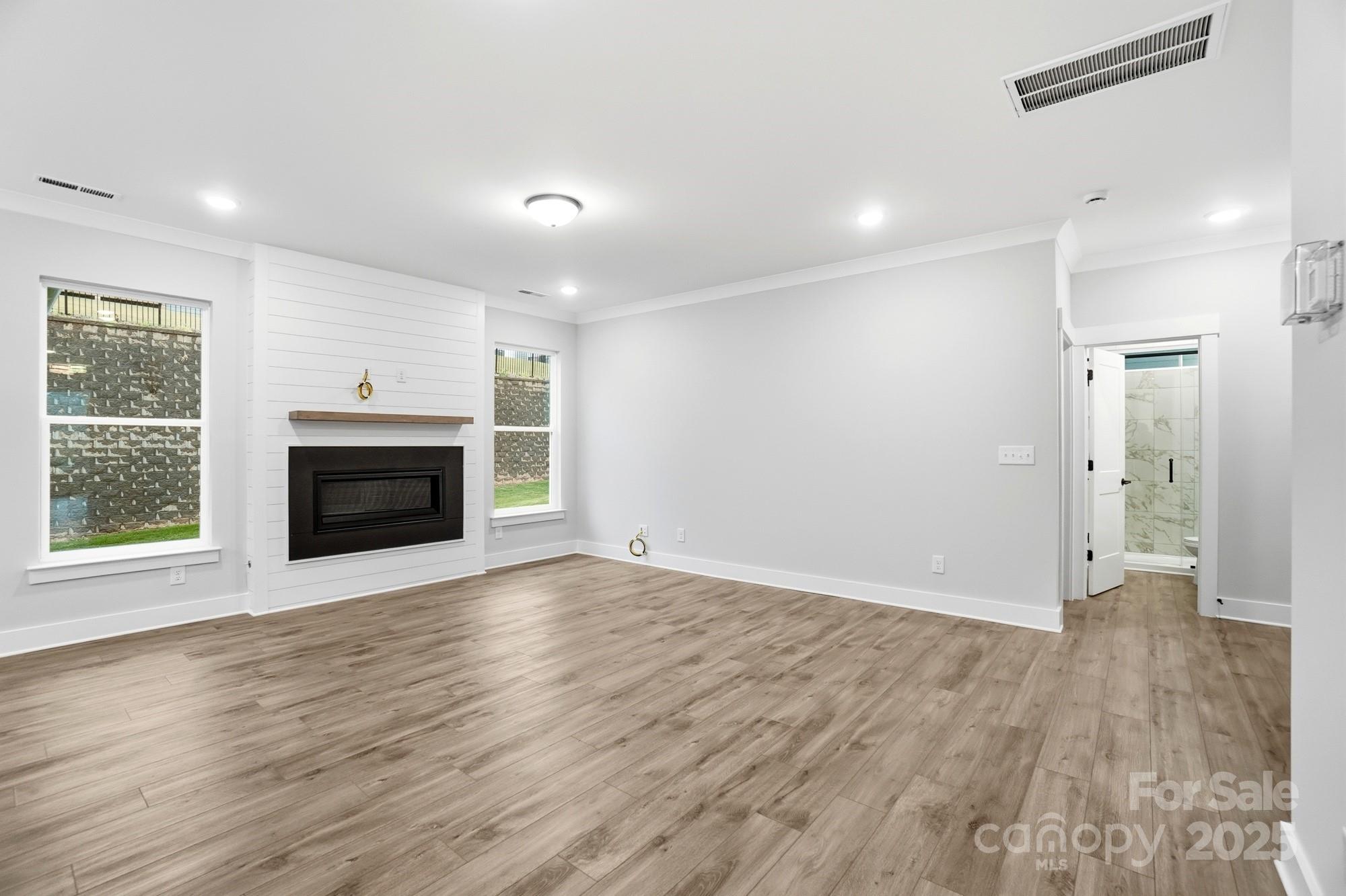 111 Longwood Road 59 Property Photo 15