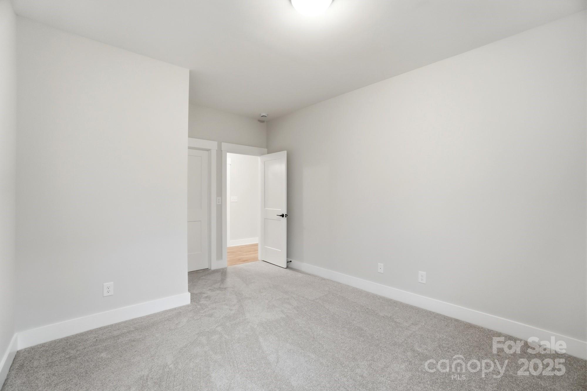 111 Longwood Road 59 Property Photo 19