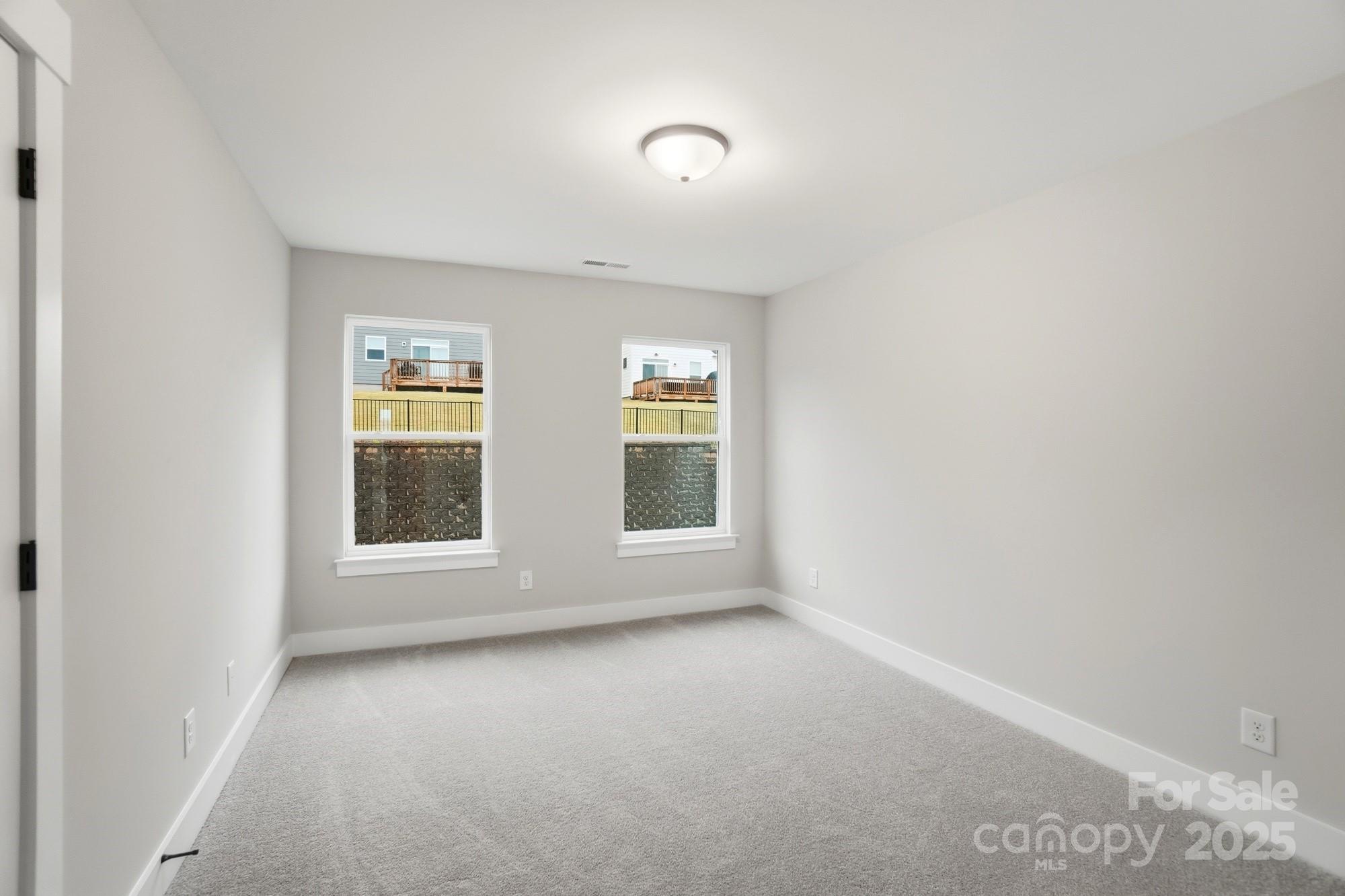 111 Longwood Road 59 Property Photo 30