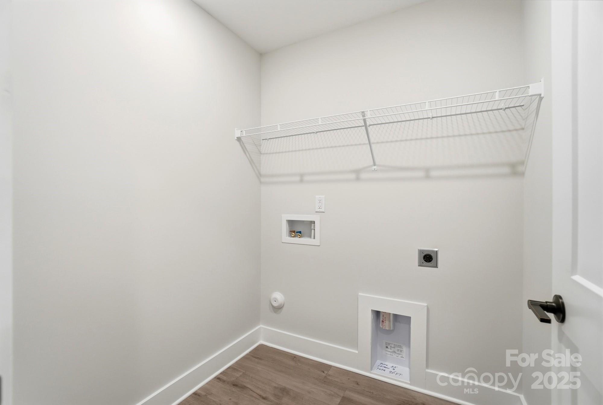 111 Longwood Road 59 Property Photo 44