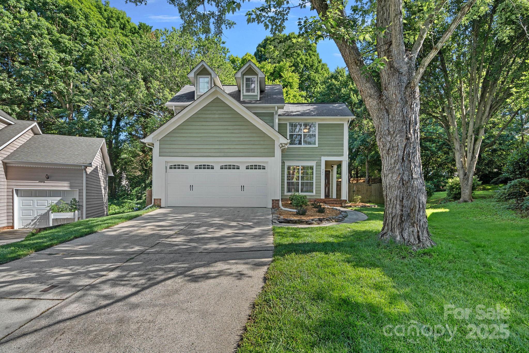807 Water Wheel Court Property Photo 1