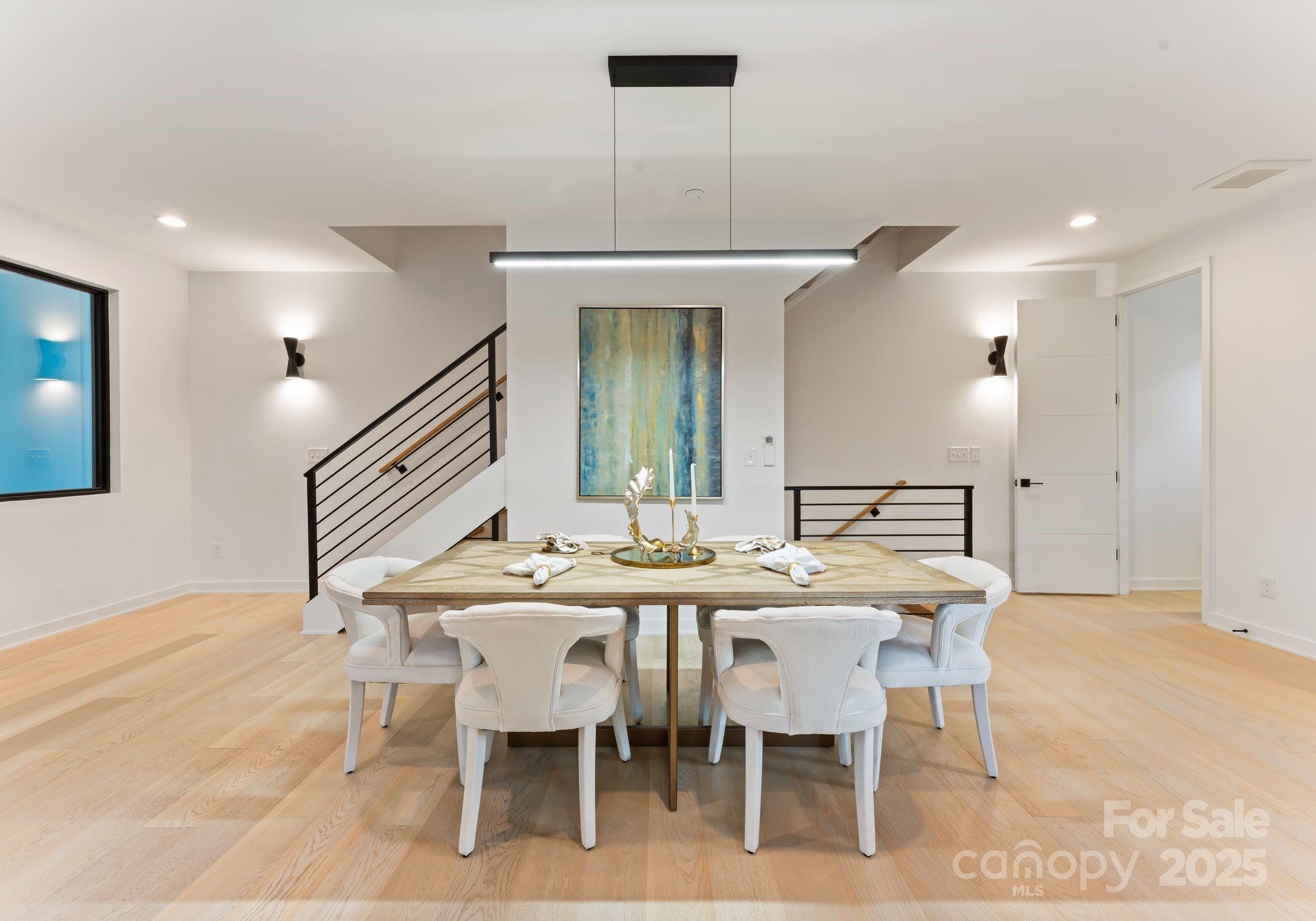 412 State Street Property Photo 9