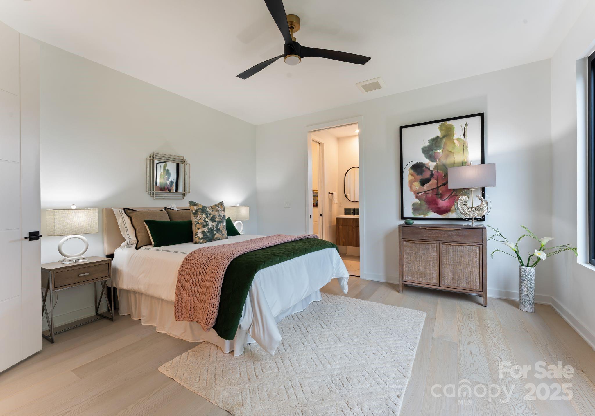 412 State Street Property Photo 26