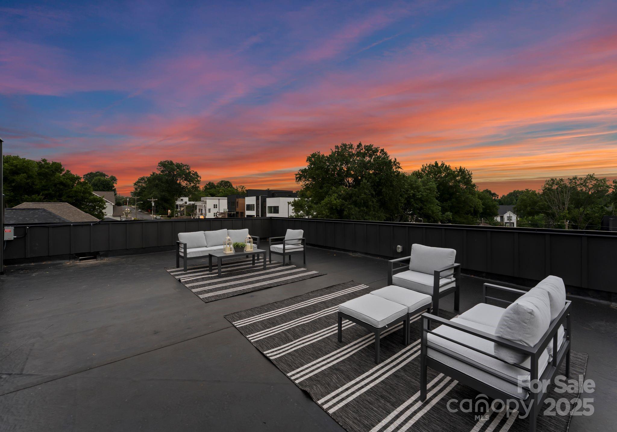 412 State Street Property Photo 29