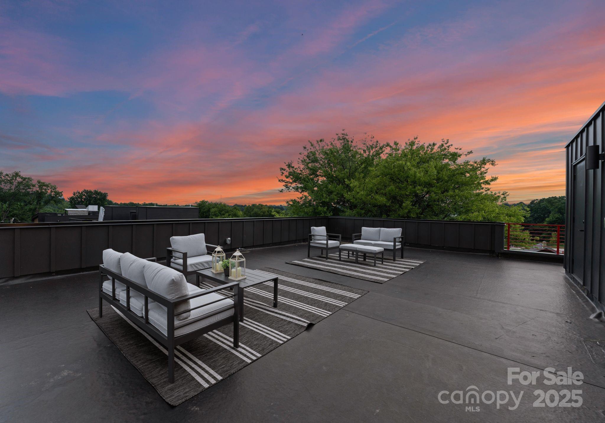 412 State Street Property Photo 30