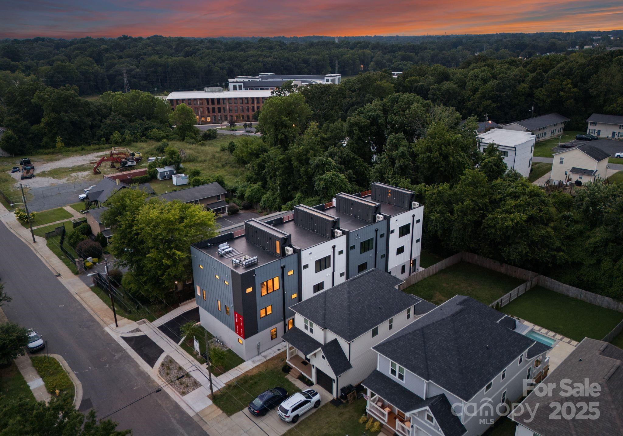 412 State Street Property Photo 31