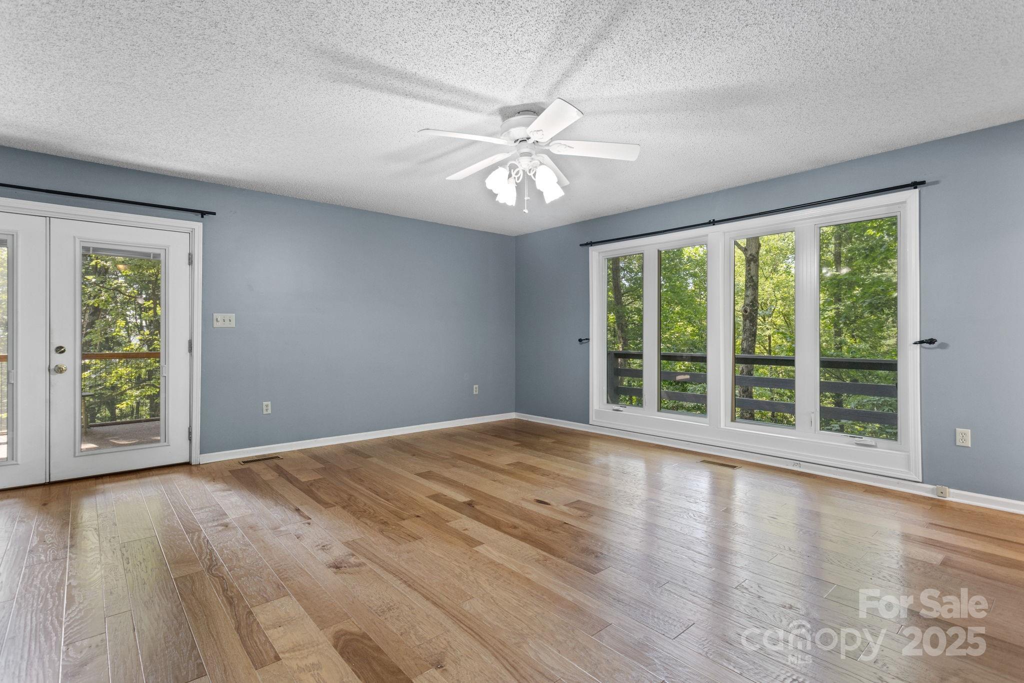 56 Cardinal Circle Property Photo 15