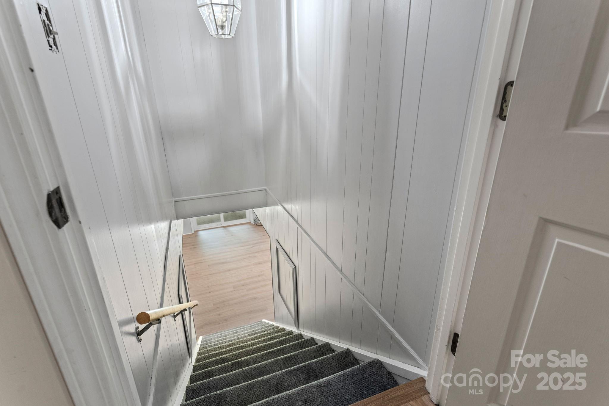 56 Cardinal Circle Property Photo 21