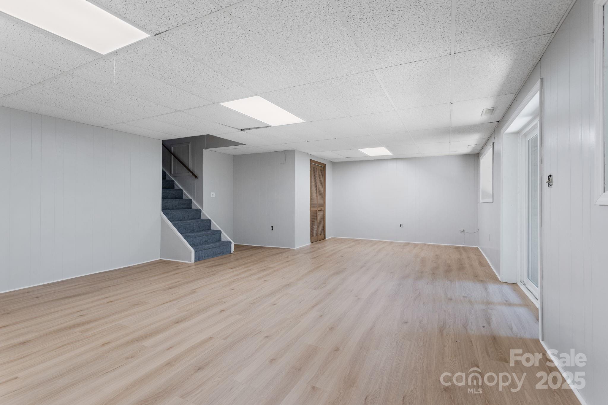 56 Cardinal Circle Property Photo 23