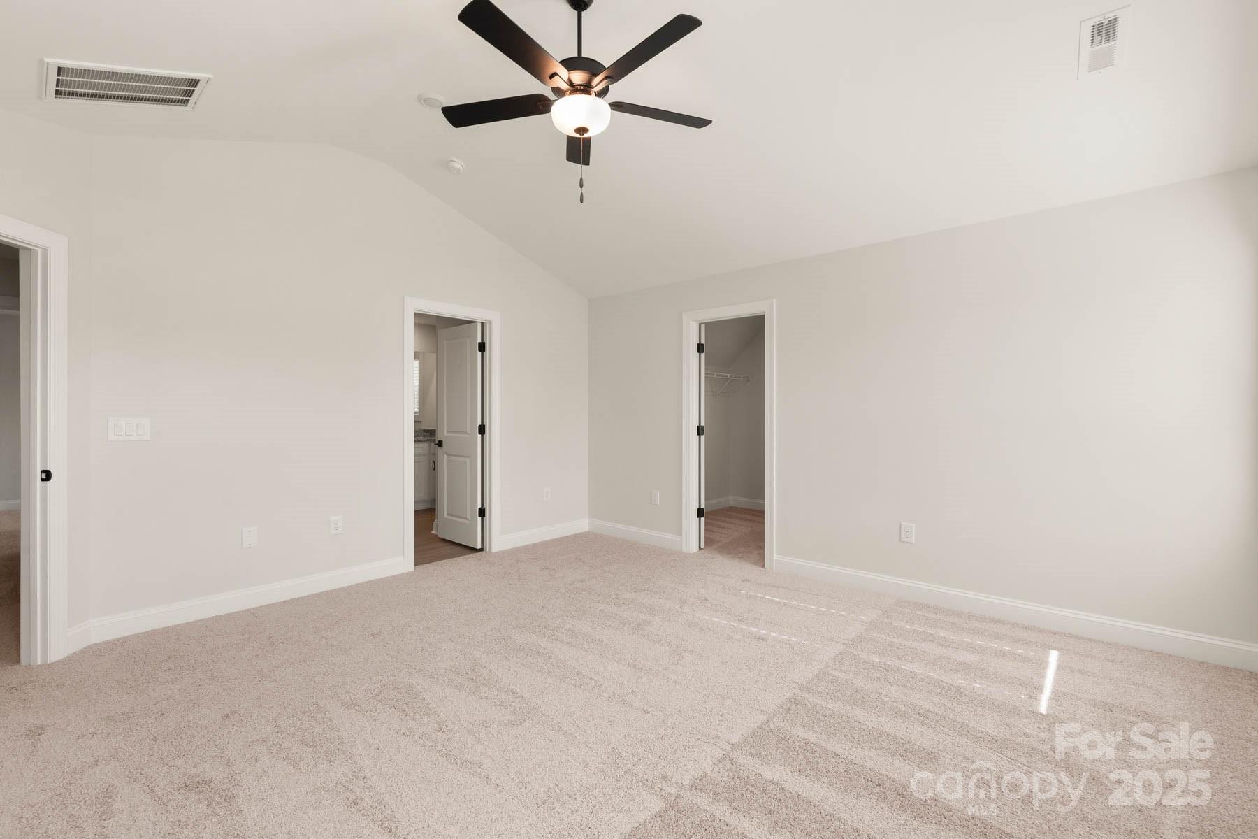 116 Kennford Trail Property Photo 13
