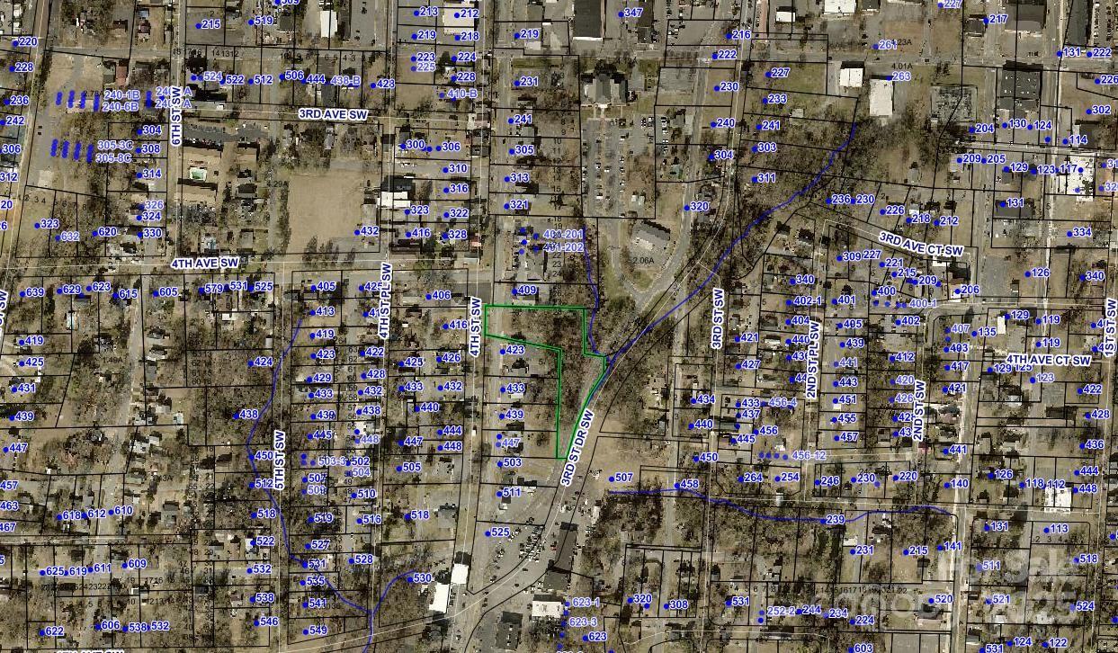 000 4th Street Property Photo 4