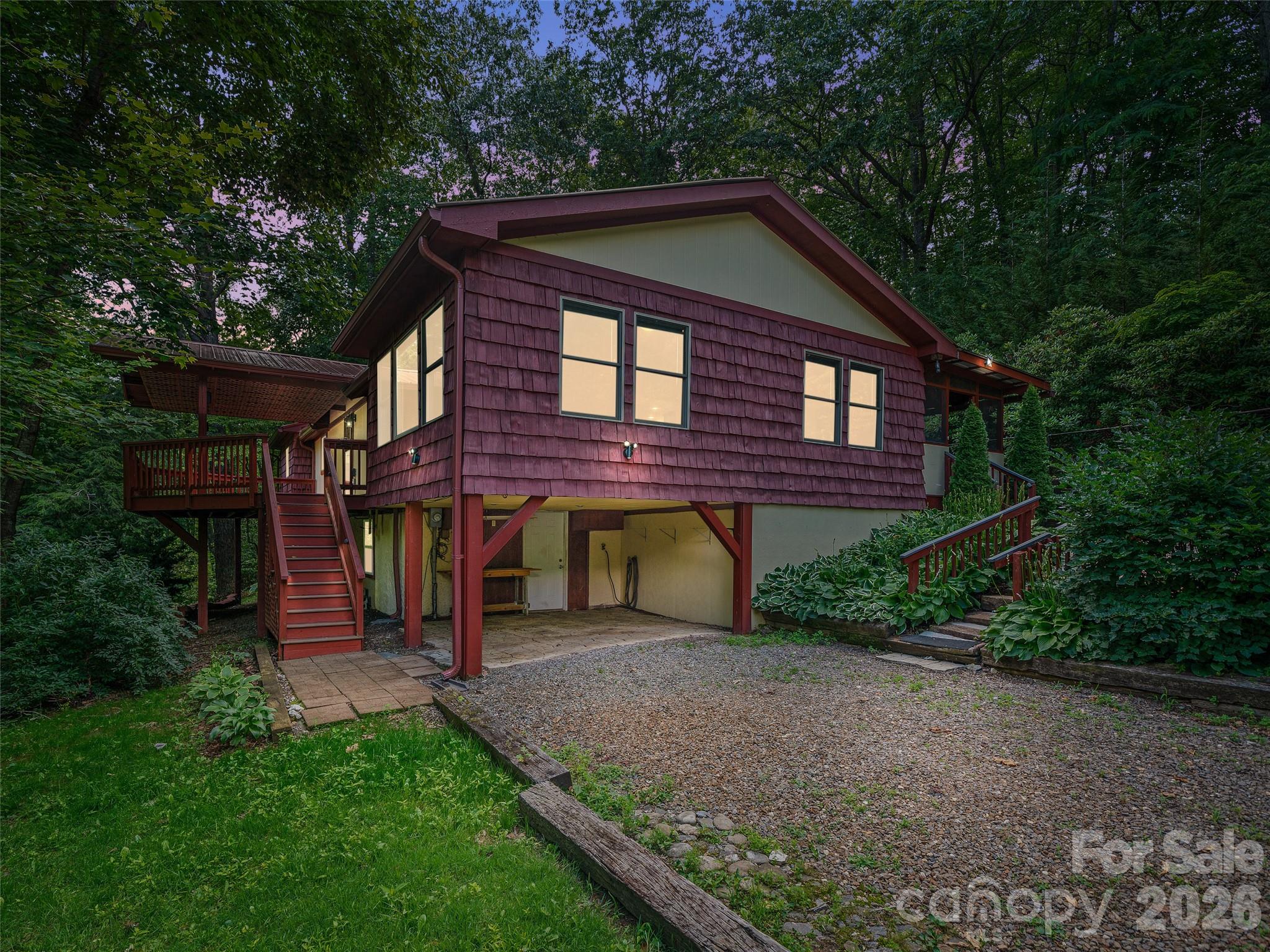 125 Heartland Lane Property Photo 2