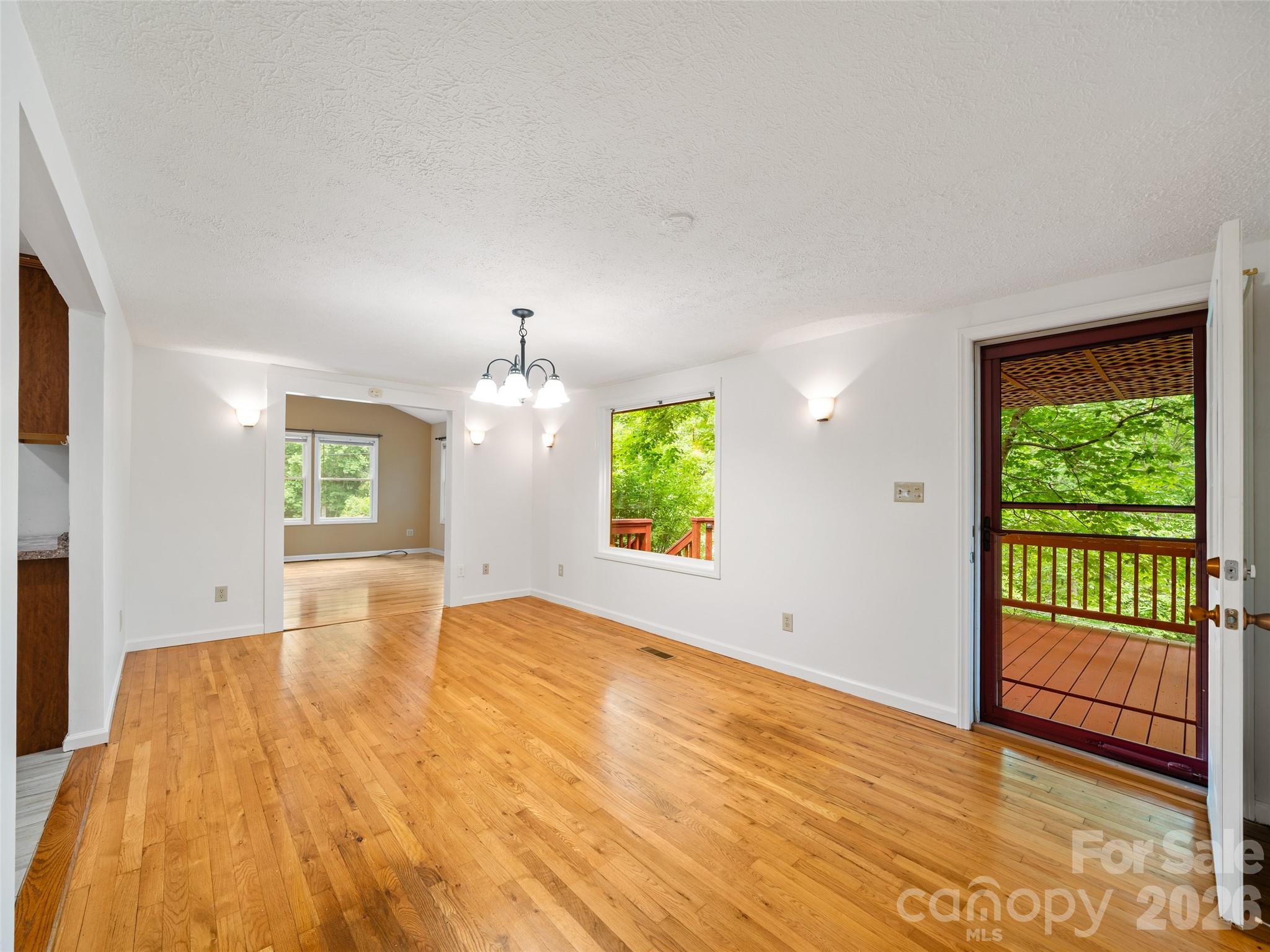 125 Heartland Lane Property Photo 10