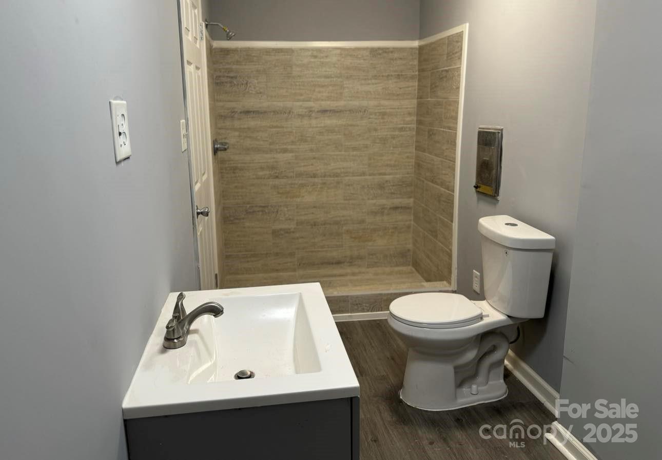 3210 28th Avenue Drive Property Photo 6
