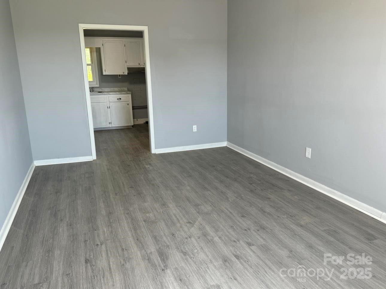 3210 28th Avenue Drive Property Photo 11