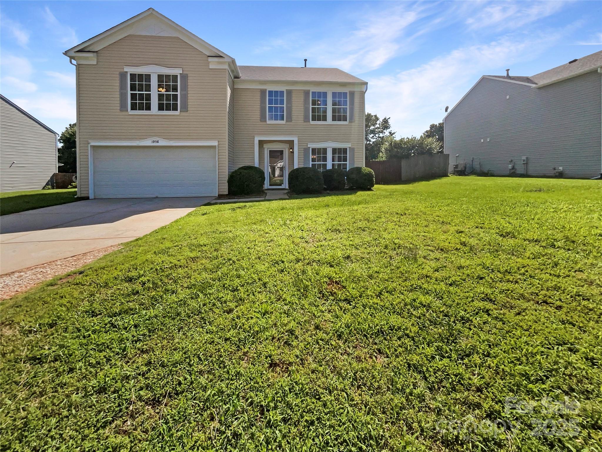 1958 Leesburg Drive Property Photo 1